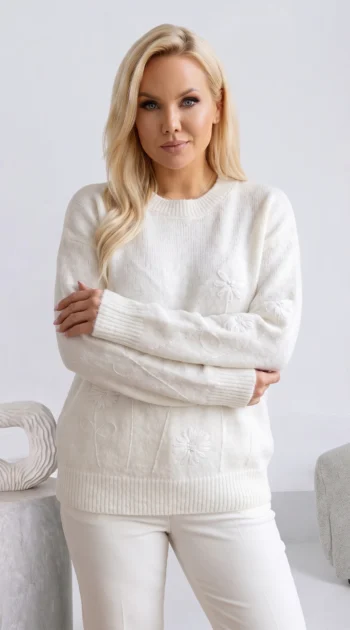 pulover-elegant-din-tricot-moale-cu-broderie-florala