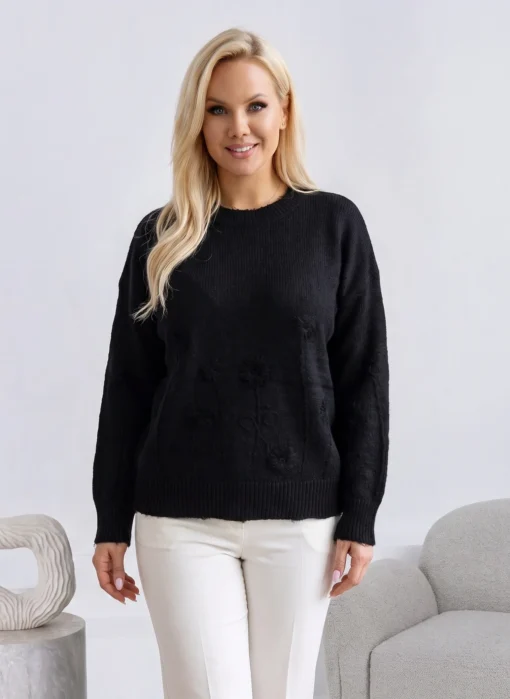 pulover-elegant-din-tricot-moale-cu-broderie-florala