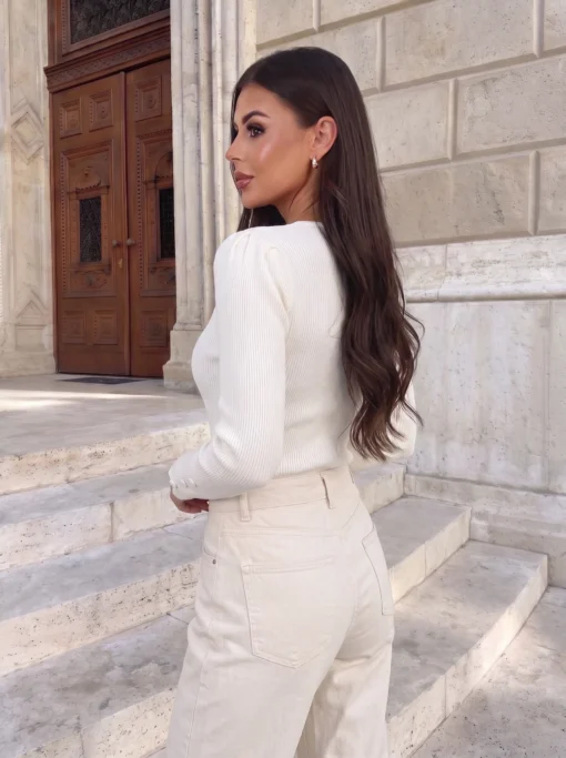 pulover-elegant-mulat-cu-maneci-bufante-si-nasturi-la-mansete