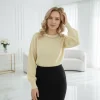 pulover-galben-cu-guler-decorat-cu-perlute