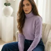 pulover-lila-dama-cu-guler-inalt-si-material-moale