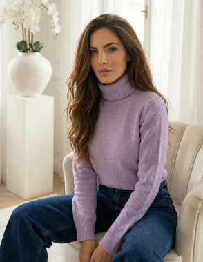 Pulover lila dama cu guler inalt si material moale