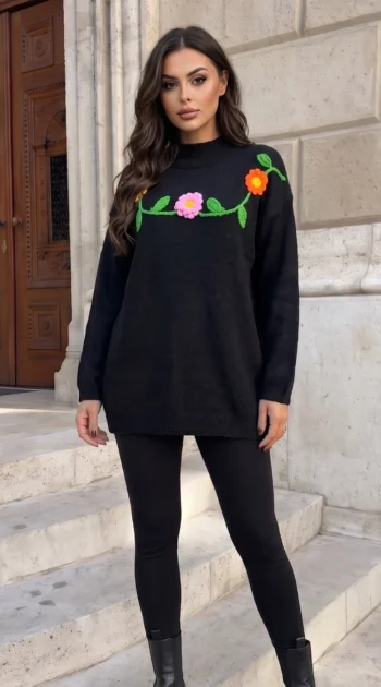 pulover-lung-din-tricot-cu-flori-crosetate