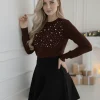 pulover-maro-elegant-cu-perlute-aplicate