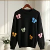 pulover-negru-cu-fluturi-colorati-3d