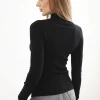 pulover-negru-din-vascoza-cu-guler-si-nasturi-decorativi