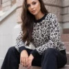 pulover-pufos-cu-imprimeu-leopard