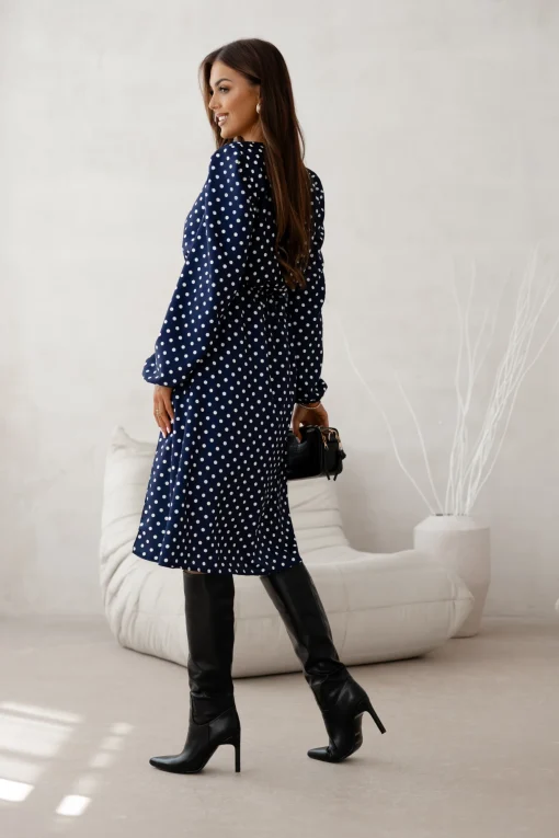 rochie-bleumarin-cu-buline-albe-decolteu-petrecut-si-crapatura-laterala