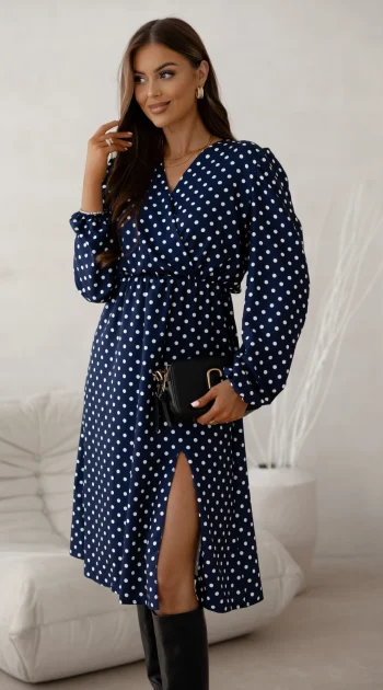 rochie-bleumarin-cu-buline-albe-decolteu-petrecut-si-crapatura-laterala
