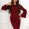 rochie-bordo-eleganta-cu-maneci-evazate-si-panglici-decorative
