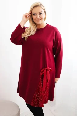 Rochie bordo marime mare cu insertie decorativa din paiete si funda laterala