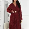 rochie-burgundy-eleganta-din-dantela-cu-decolteu-petrecut-si-maneci-lungi