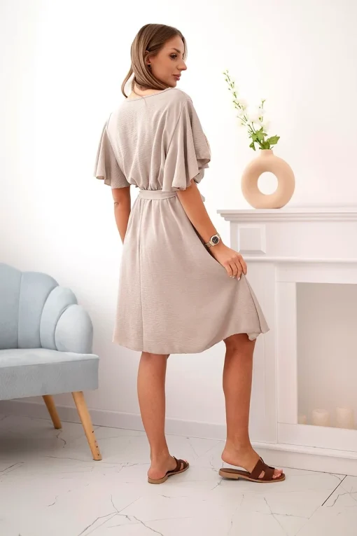 rochie-cu-decolteu-petrecut-si-cordon-in-talie-bej