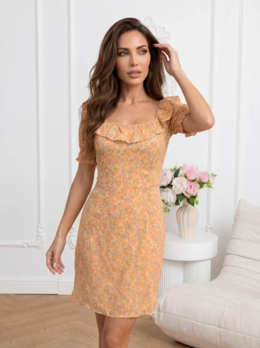 rochie-cu-imprimeu-floral-si-volanase