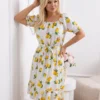 rochie-de-vara-alba-cu-imprimeu-lamai-si-cordon-in-talie