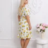 rochie-de-vara-alba-cu-imprimeu-lamai-si-cordon-in-talie
