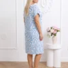 rochie-de-vara-lejera-cu-imprimeu-abstract-alb-si-albastru