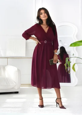 Rochie eleganta bordo cu decolteu petrecut si curea in talie