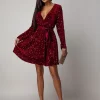 rochie-eleganta-bordo-scurta-cu-paiete-si-cordon-satinat