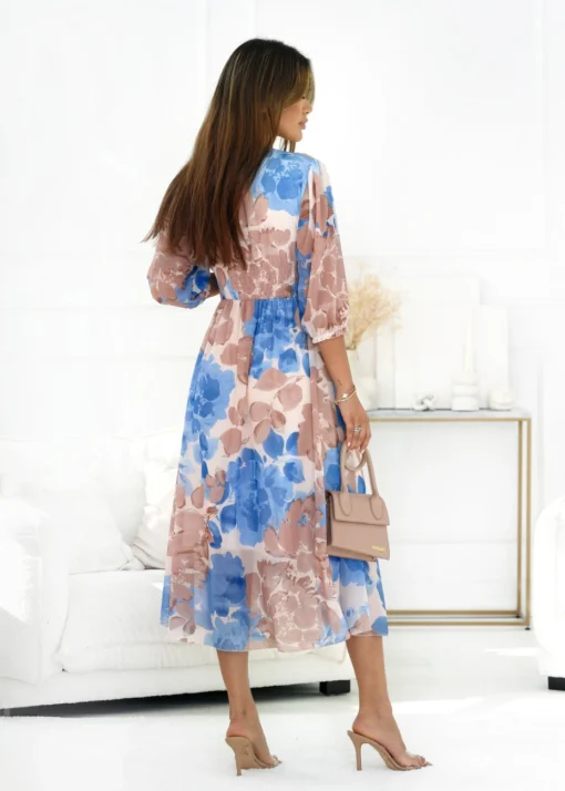 rochie-eleganta-cu-imprimeu-floral-albastru-pastelat