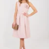 rochie-eleganta-midi-roz-cu-textura-satinata-si-detalii-florale