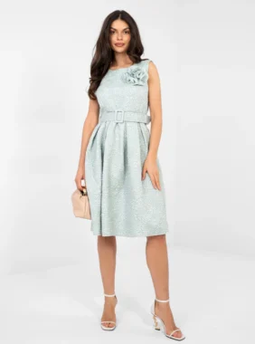 Rochie eleganta midi verde mentă cu textura satinata si detalii florale