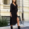rochie-eleganta-neagra-cu-decolteu-petrecut-si-curea-in-talie