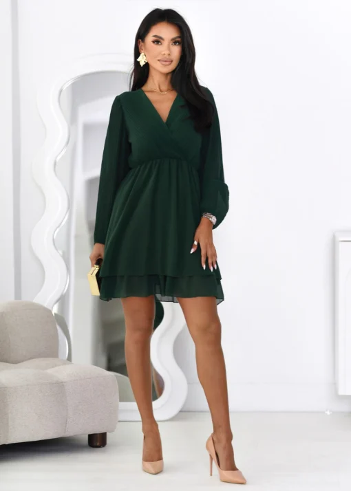 rochie-eleganta-scurta-verde-cu-decolteu-petrecut-maneci-lungi-si-volane