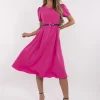 rochie-fucsia-midi-cu-maneci-scurte-si-curea-neagra