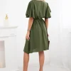 rochie-kaki-cu-decolteu-petrecut-si-cordon-in-talie