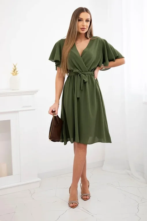 rochie-kaki-cu-decolteu-petrecut-si-cordon-in-talie
