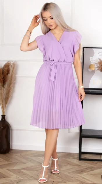 rochie-lila-cu-decolteu-petrecut-si-fusta-plisata
