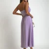 rochie-lila-eleganta-cu-bretele-subtiri-si-crapatura-laterala