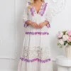 rochie-lunga-alba-brodata-cu-ciucuri-colorati-si-insertii-de-dantela