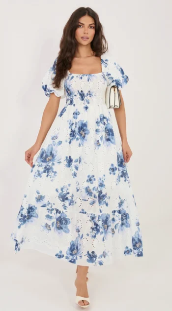 rochie-lunga-alba-brodata-cu-imprimeu-floral-albastru