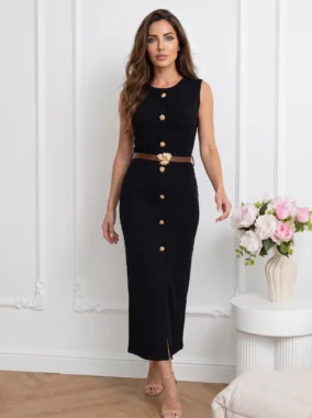 Rochie lunga cu nasturi decorativi aurii si curea