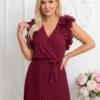 rochie-lunga-eleganta-cu-pliuri-si-volane-bordo