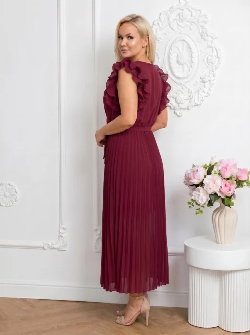 rochie-lunga-eleganta-cu-pliuri-si-volane-bordo
