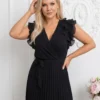 rochie-lunga-eleganta-neagra-cu-pliuri-si-volane