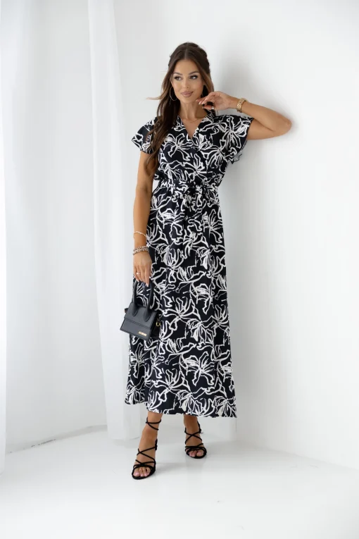rochie-lunga-neagra-cu-imprimeu-alb-si-cordon-in-talie