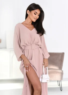 Rochie lunga roz pudrat cu decolteu in V si croi elegant