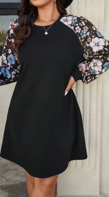 rochie-marime-mare-neagra-cu-maneci-inflorate