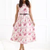 rochie-midi-alba-cu-imprimeu-floral-roz-si-curea