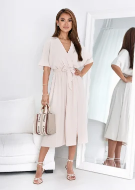 Rochie midi bej cu decolteu petrecut si crapatura laterala