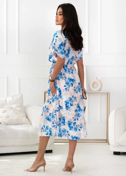 rochie-midi-bej-deschis-cu-imprimeu-floral-albastru-si-decolteu-petrecut