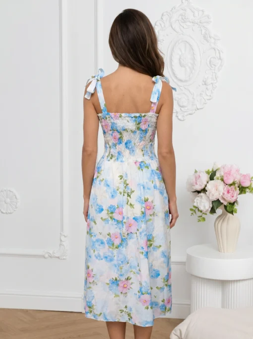 rochie-midi-bleu-cu-imprimeu-floral-delicat-si-bretele-cu-funda