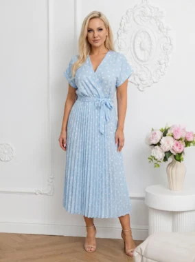 Rochie midi bleu din vascoza cu buline si decolteu petrecut