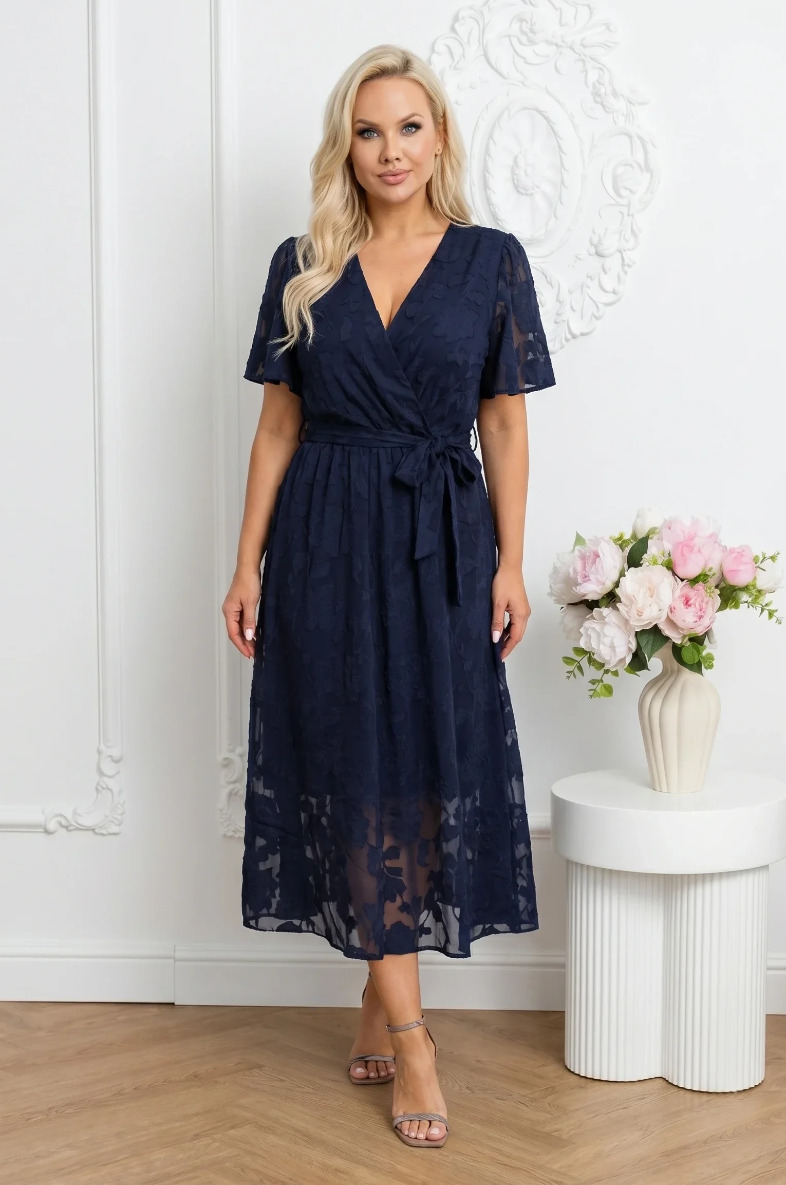 Rochie midi eleganta bleumarin cu textura florala
