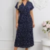 rochie-midi-bleumarin-plisata-cu-buline-si-decolteu-petrecut