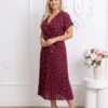 rochie-midi-bordo-din-vascoza-cu-buline-si-decolteu-petrecut